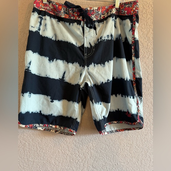 Men's Black and White Striped Swim Board Shorts - Picture 1 of 7